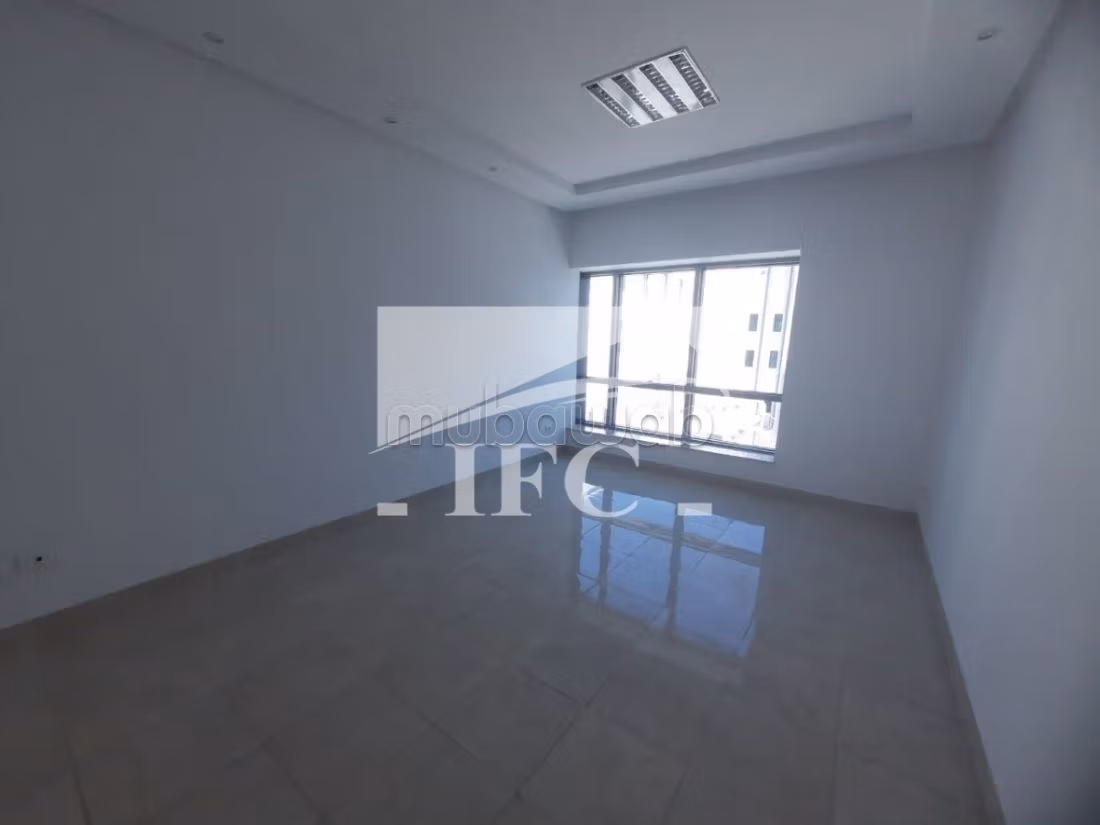 عقارت تجارية للكراء ب ضفاف البحيرة 2. المساحة الكلية 167 م². مع المرآب والمصعد. 