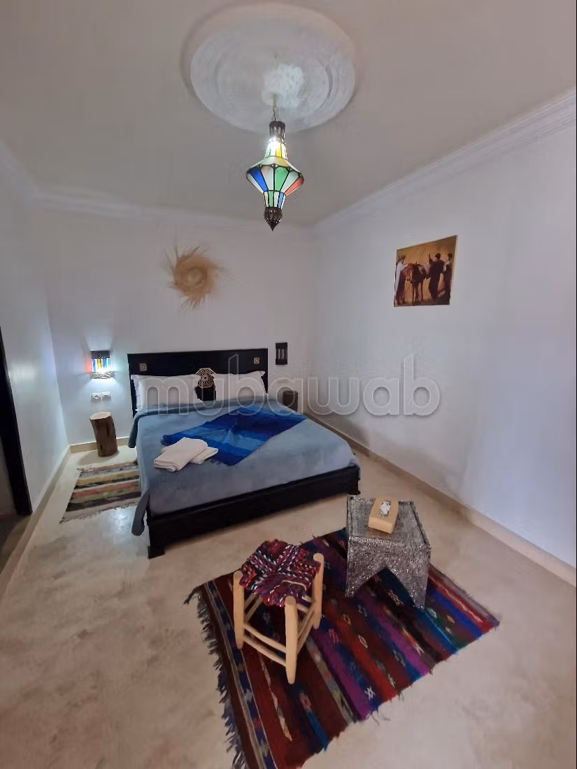 Villa's en luxe woningen beschikbaar in Route de l'Ourika. Oppervlakte 700 m². Gemeubileerd. 