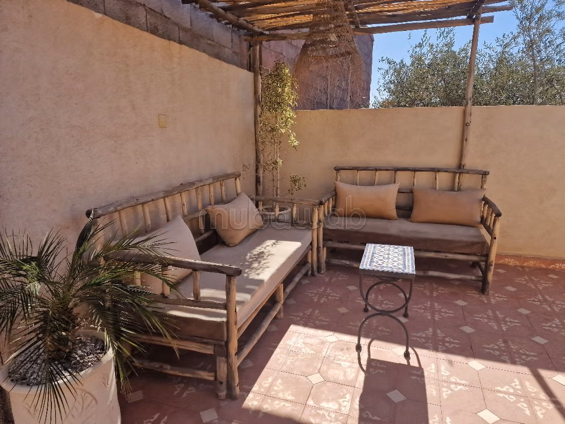 Villa's en luxe woningen beschikbaar in Route de l'Ourika. Oppervlakte 700 m². Gemeubileerd. 