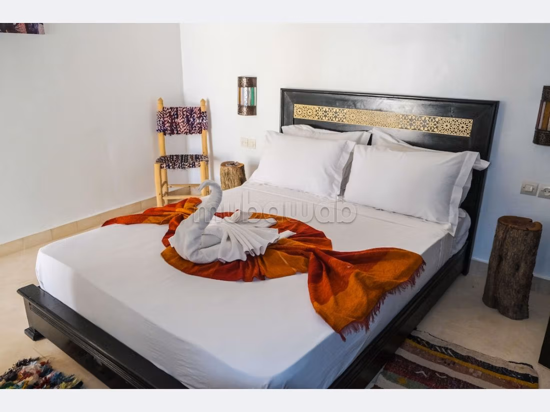 Villa's en luxe woningen beschikbaar in Route de l'Ourika. Oppervlakte 700 m². Gemeubileerd. 