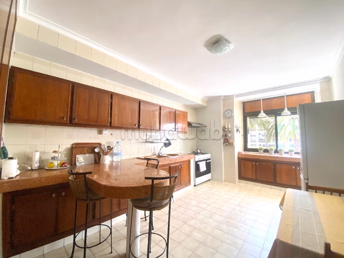 Beautiful apartment without overlooking anyone