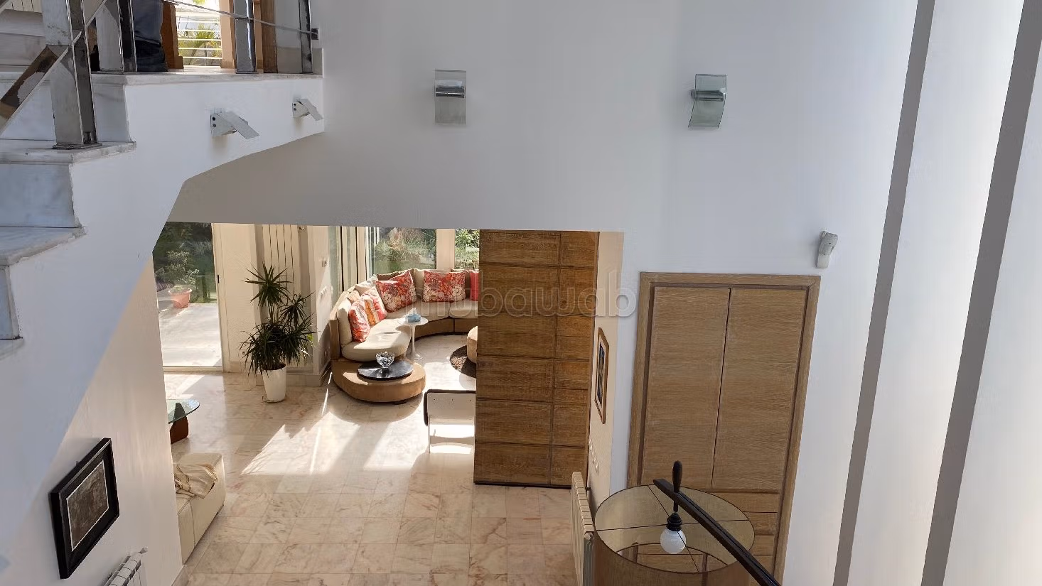 Somptueuse maison à vendre à Californie. Surface totale 417 m². Jardin et terrasse