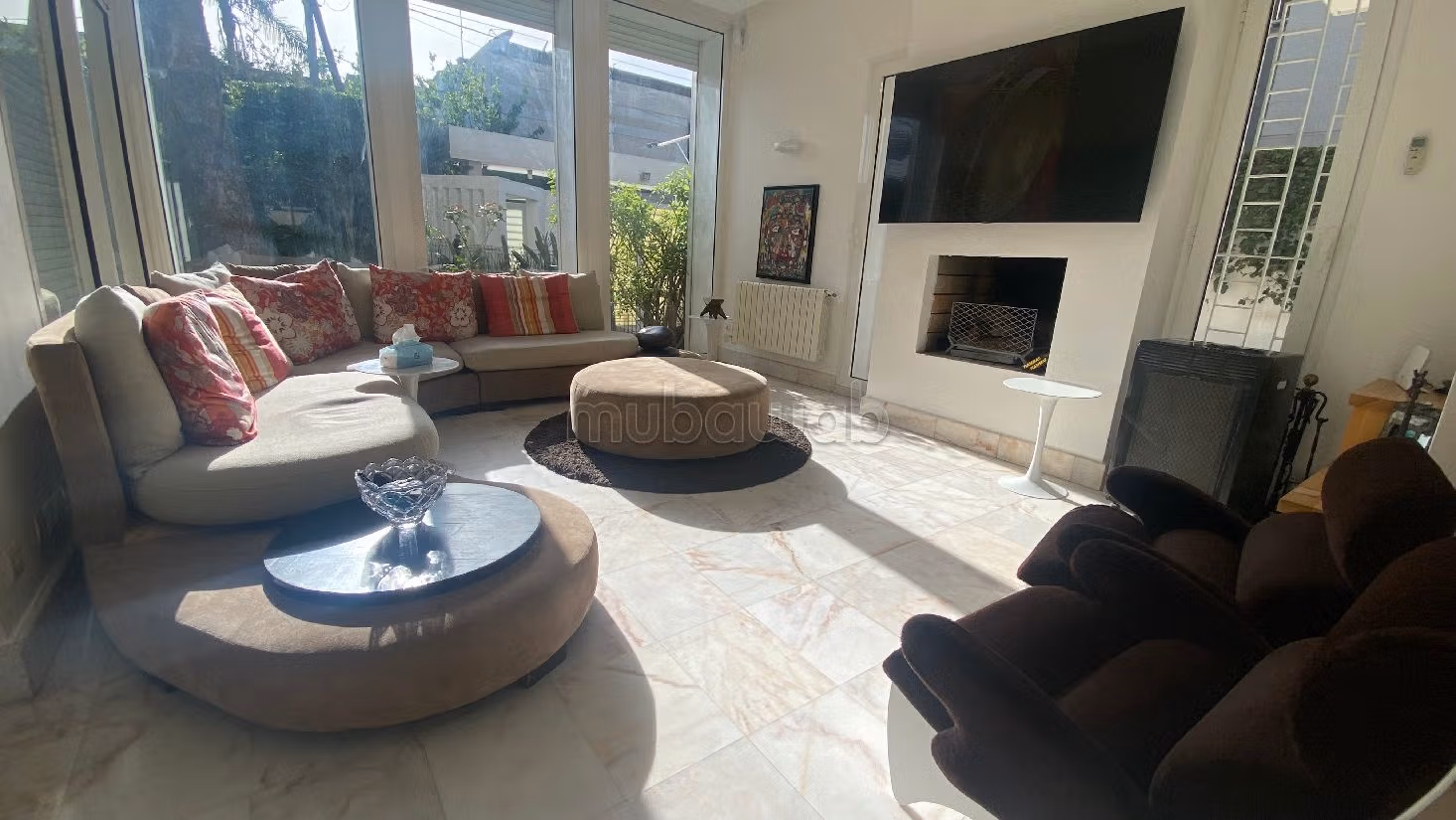 Somptueuse maison à vendre à Californie. Surface totale 417 m². Jardin et terrasse