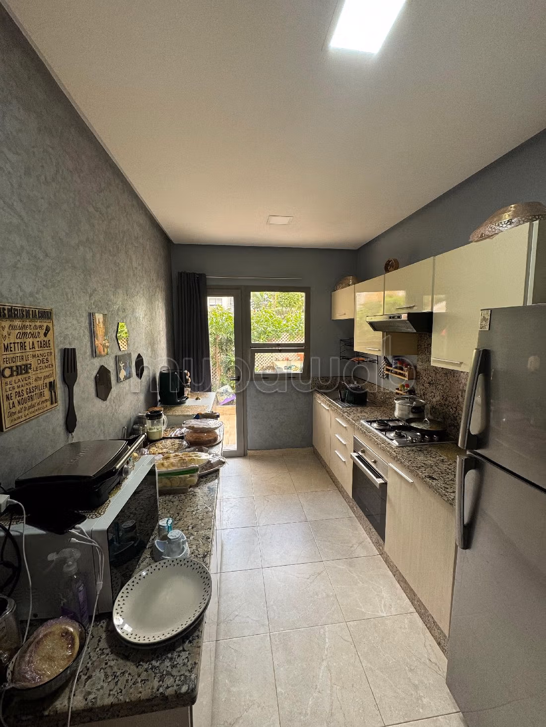 Fabulous apartment for sale in Almaz. 2 rooms. Lift