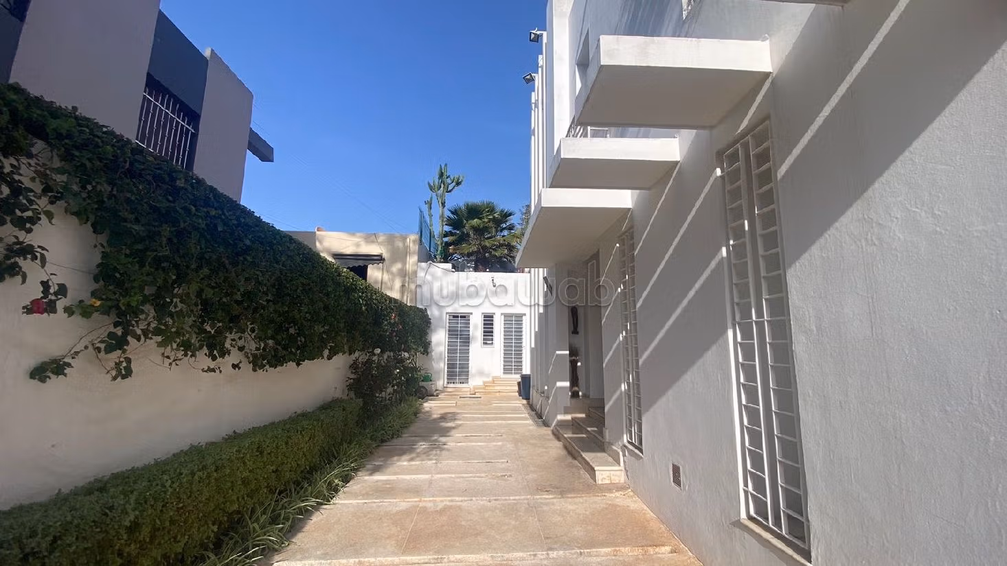 Villa moderne à Califonie 416 m2