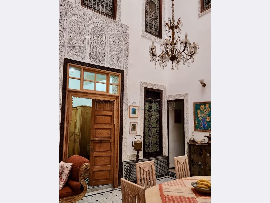 In de verkoop: riads in Talaa. 4 Slaapkamers. woonkamer met Marokkaanse inrichting. 