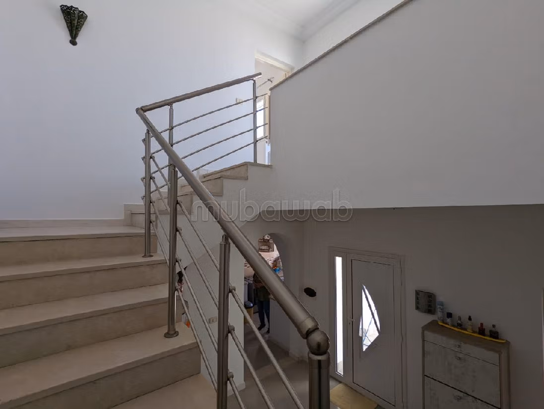 Eccezionale residenza di lusso in vendita a Djerba. 4 ampi locali. Impianto di aria condizionata e piscina. 