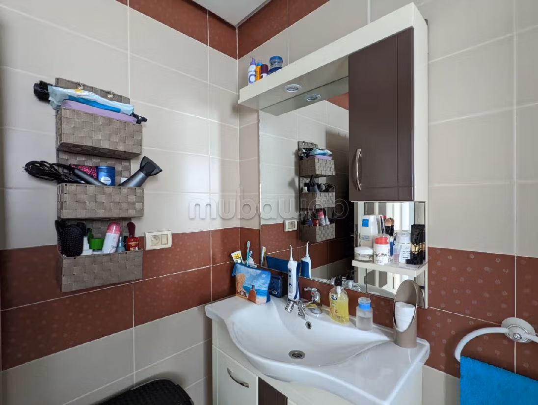 Eccezionale residenza di lusso in vendita a Djerba. 4 ampi locali. Impianto di aria condizionata e piscina. 