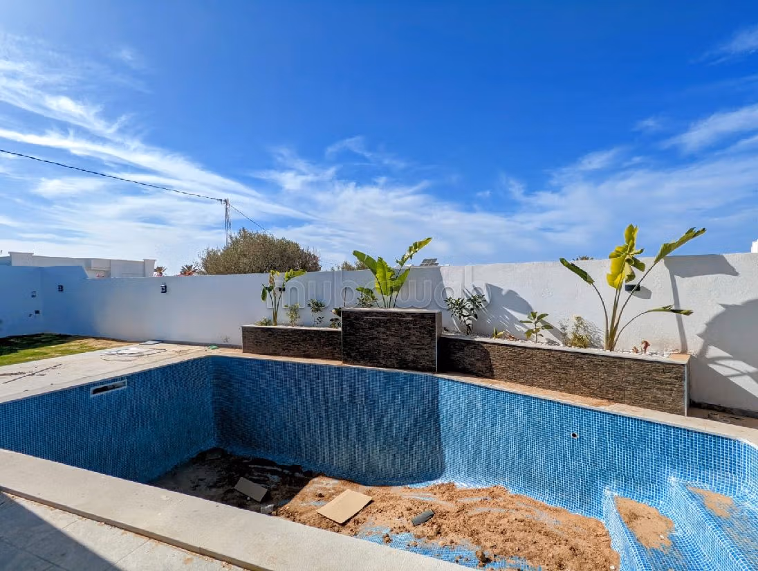 Eccezionale residenza di lusso in vendita a Djerba. Superficie totale 145 m². Piscina. 