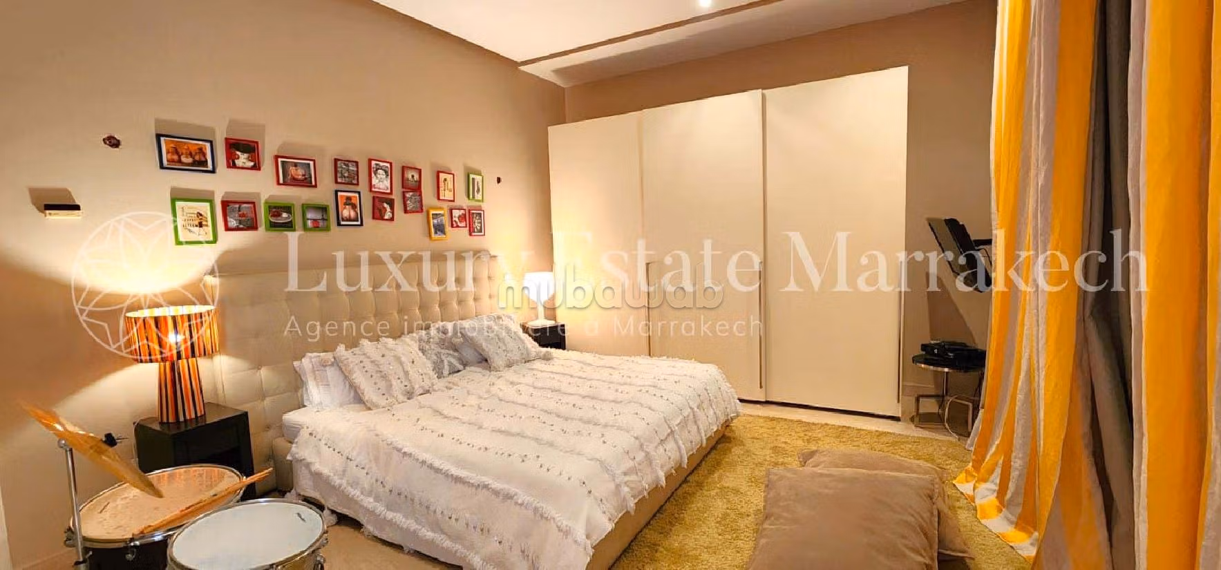 Magnífica villa en venta en Sidi Youssef. Área total 433 m². Bien decorado. 