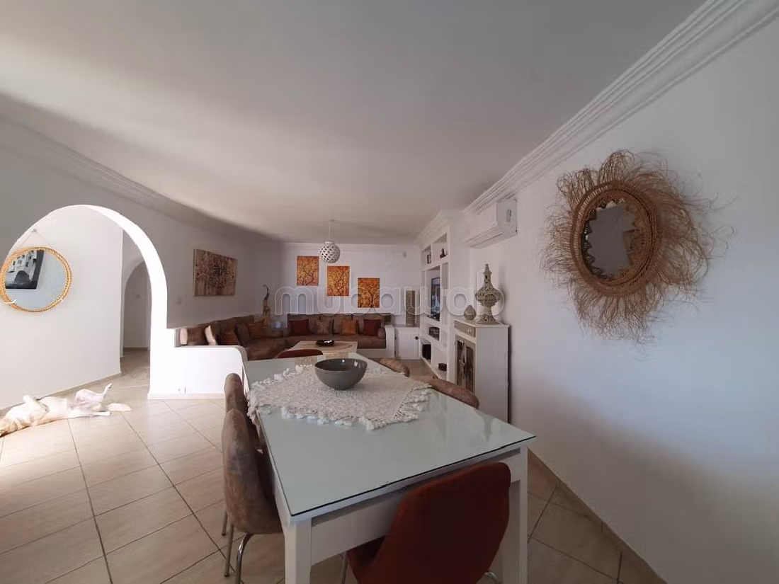 Maestosa residenza di lusso in vendita a Djerba. 5 locali. arredato. 
