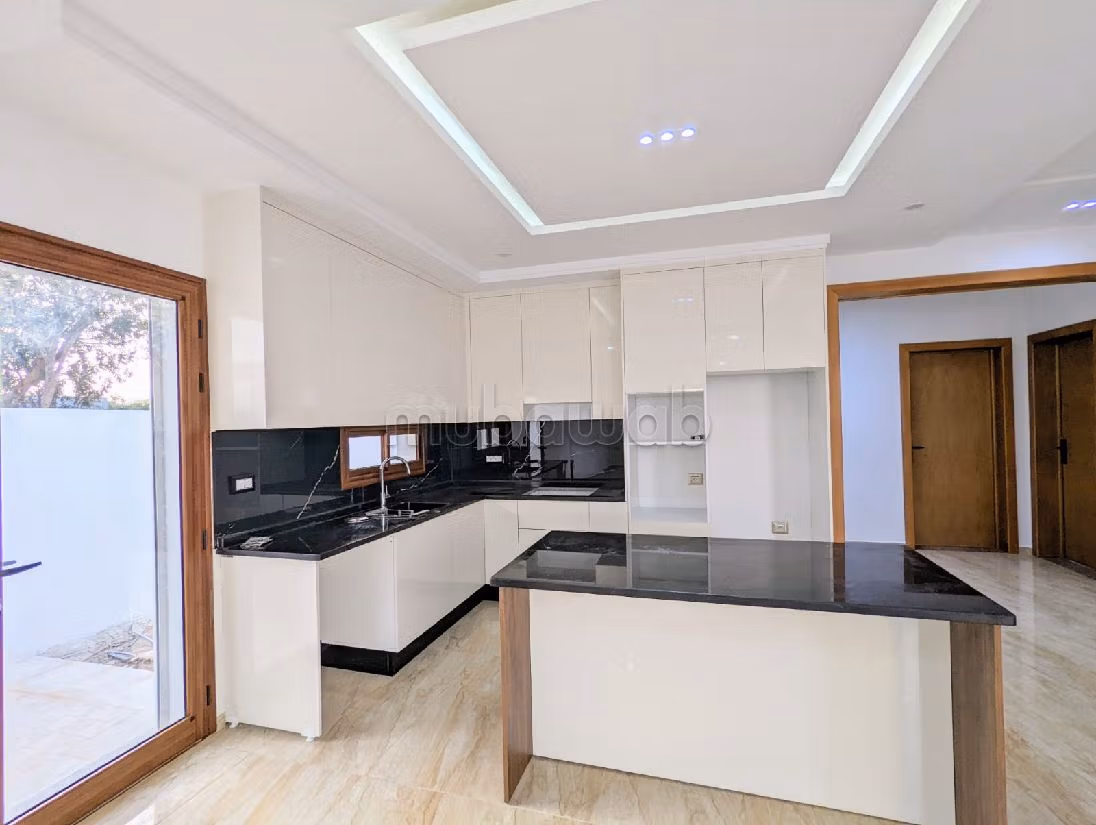 Vendita villa di lusso a Djerba. Superficie totale 159 m². Porta di sicurezza. 