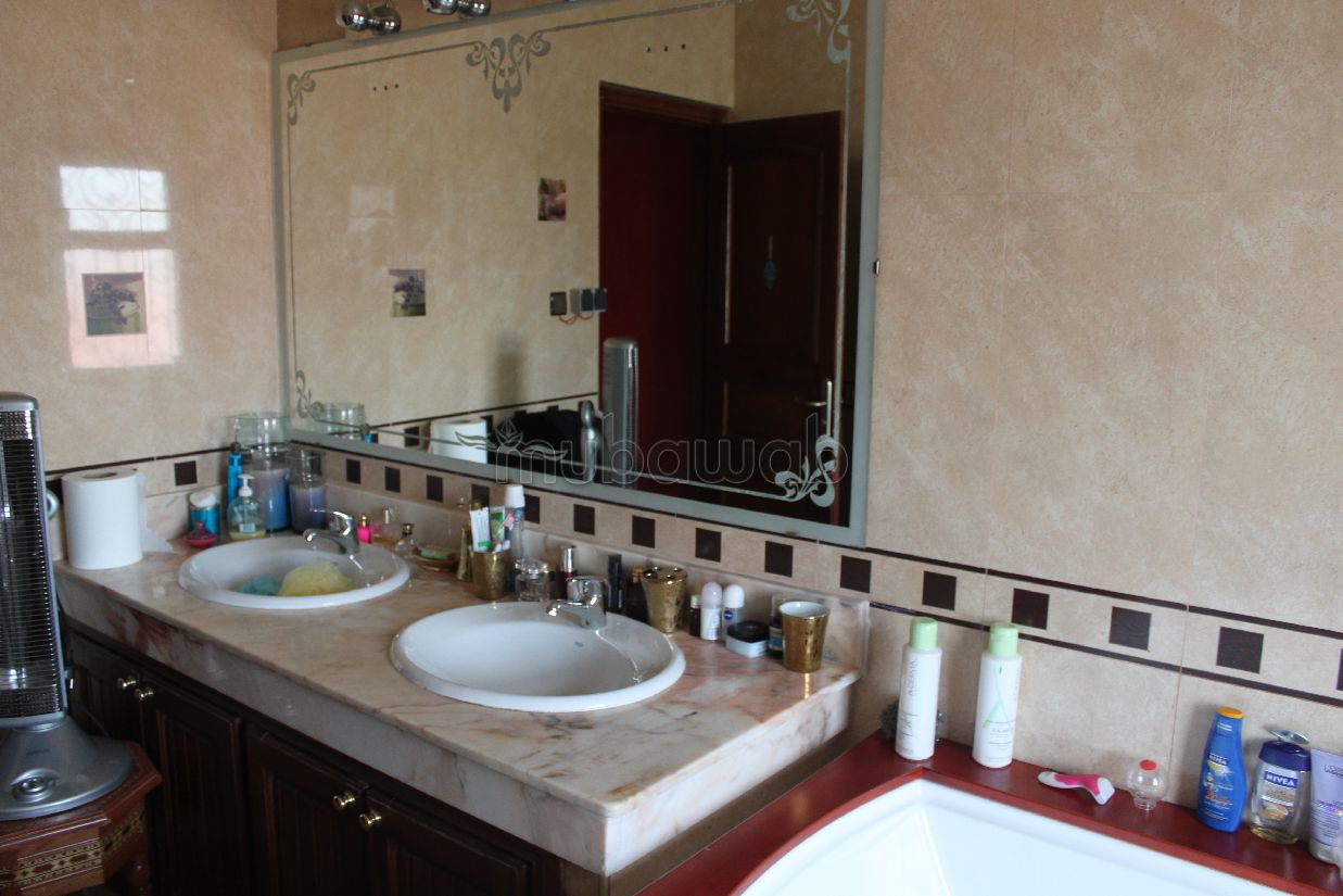 Pour cause retraite vends superbe maison