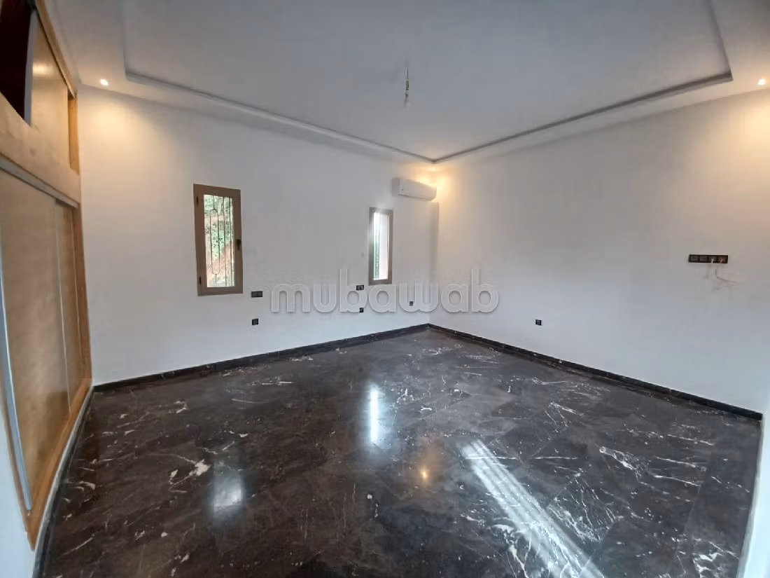 Kopen: villa's en luxe woningen in Route de Fez. 5 Kamers. Gemeubileerd
