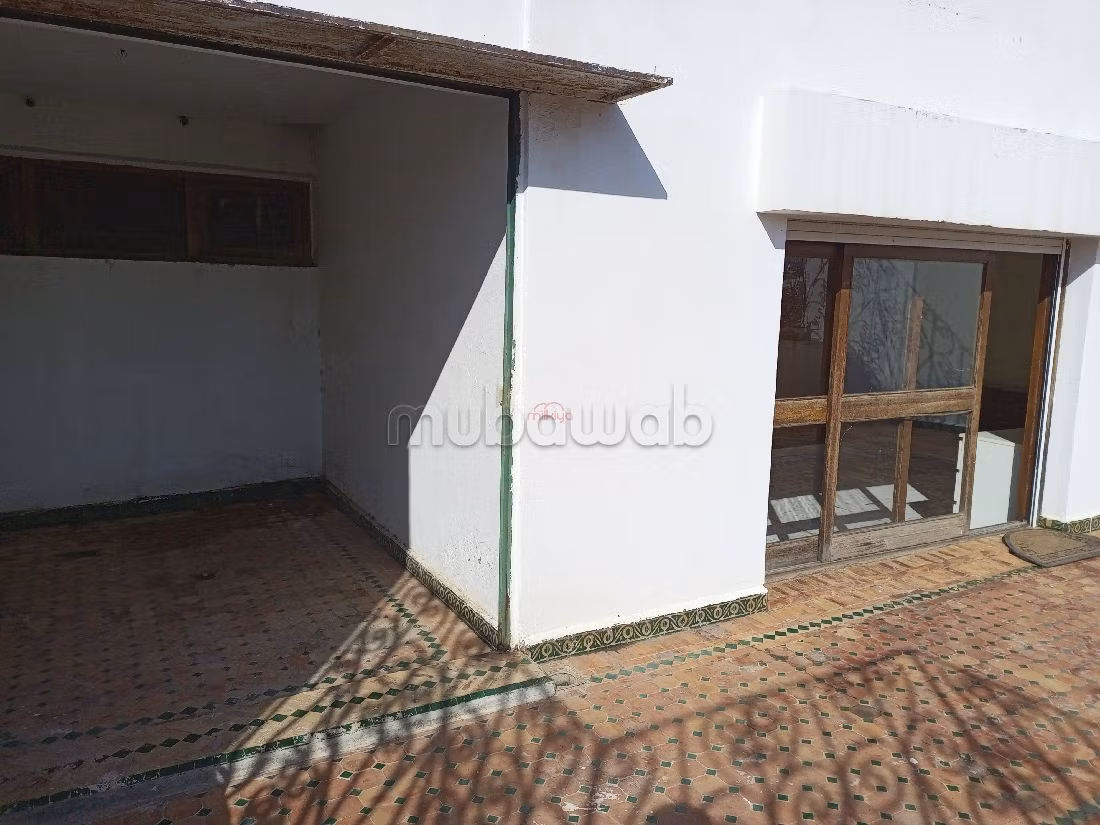 Vendita di un bell'appartamento a Gauthier. Superficie 408 m². Terrazzo e garage