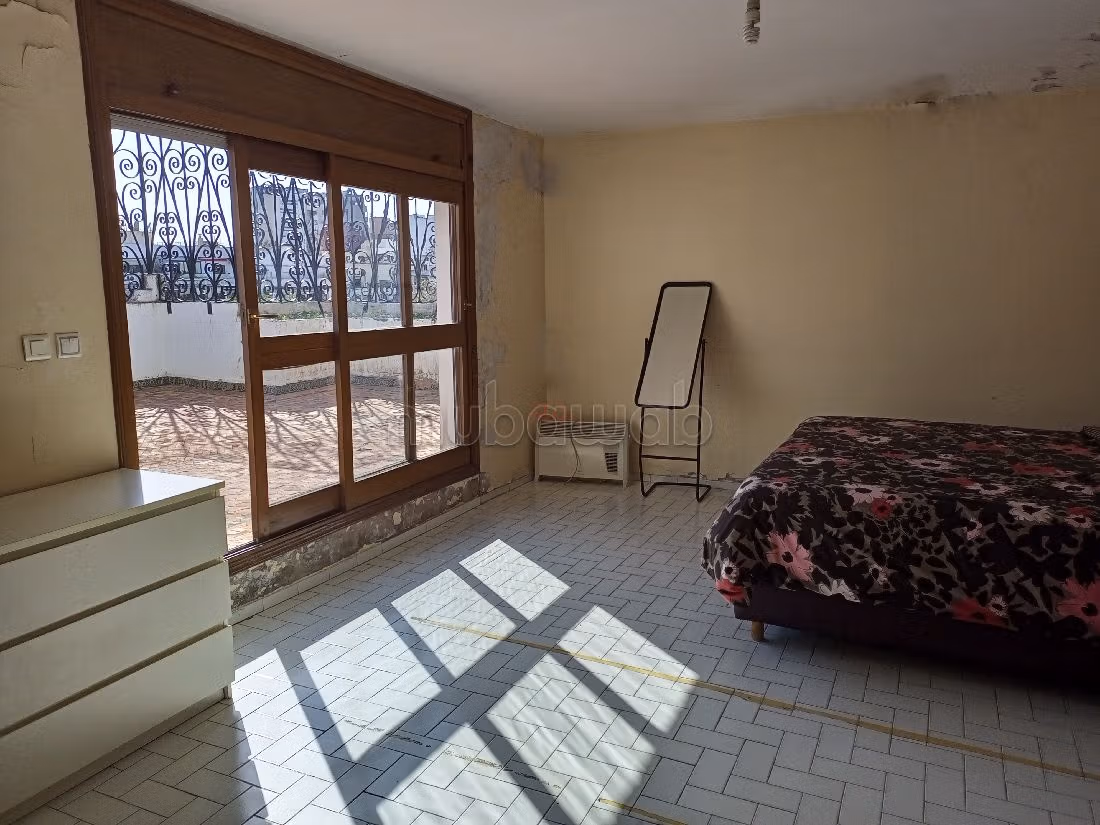 Vendita di un bell'appartamento a Gauthier. Superficie 408 m². Terrazzo e garage