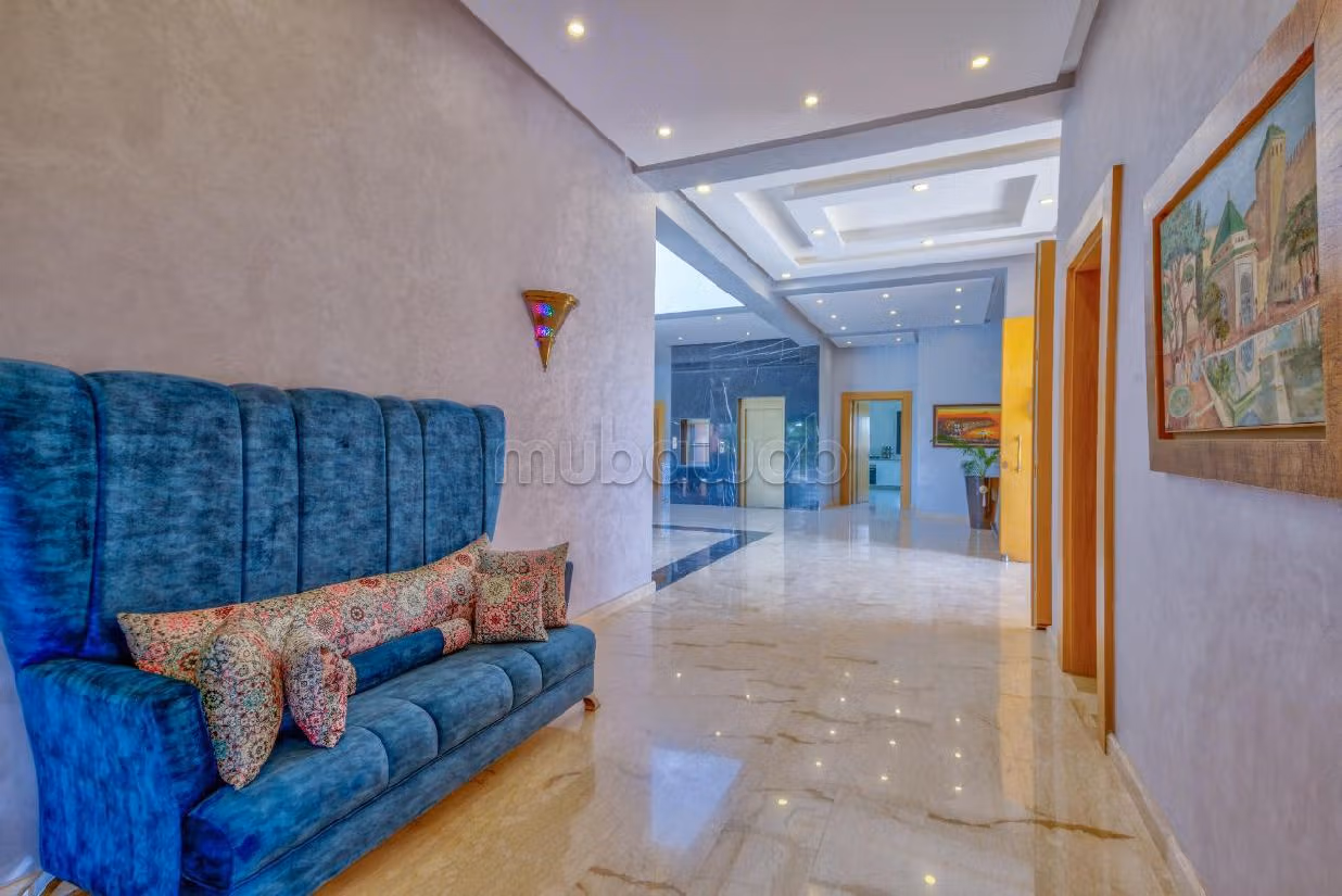 Villas y casas de lujo en alquiler en Route de l'Ourika. 10 bonitas habitaciones. Noche de hotel 1. 