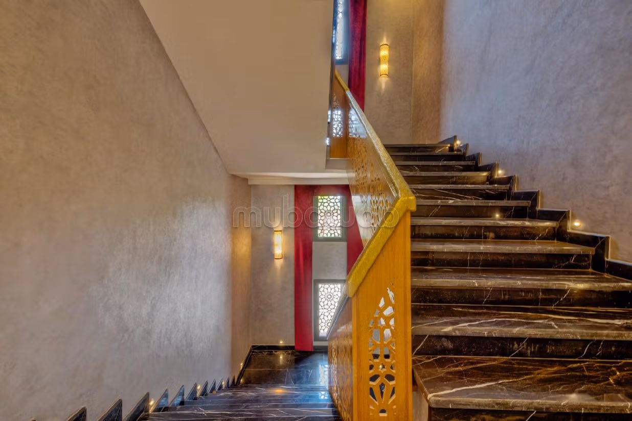 Villas y casas de lujo en alquiler en Route de l'Ourika. 10 bonitas habitaciones. Noche de hotel 1. 