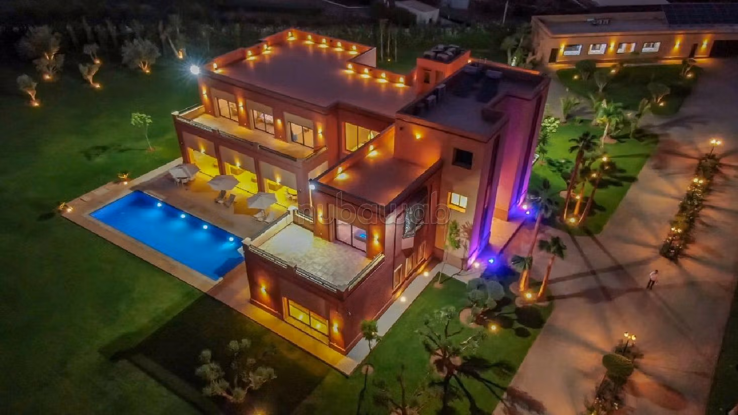 Villas y casas de lujo en alquiler en Route de l'Ourika. 10 bonitas habitaciones. Noche de hotel 1. 