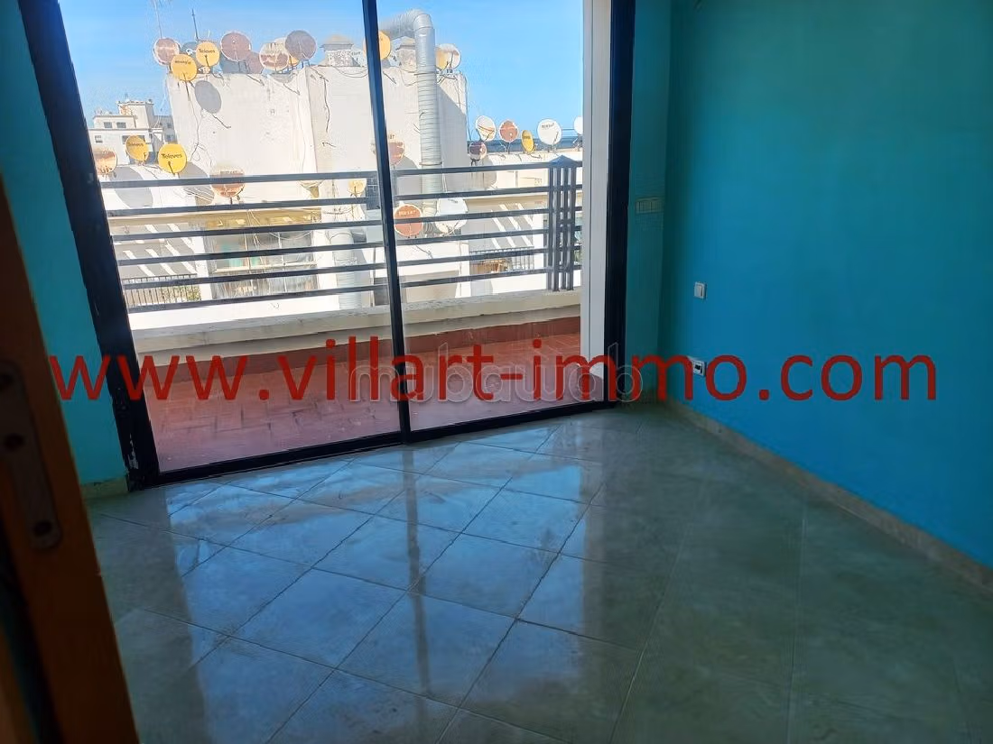 Appartement au centre ville avec terrasse