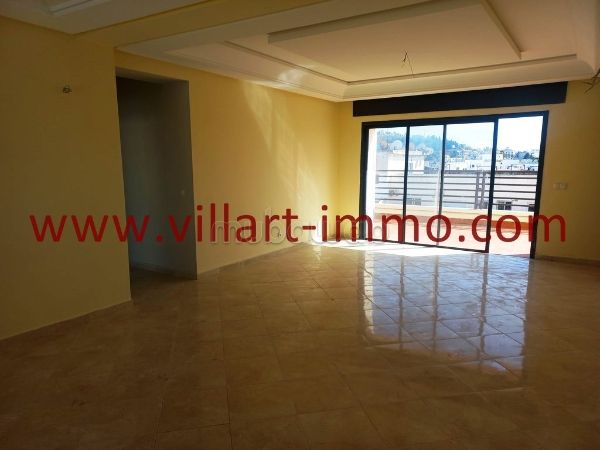 Appartement au centre ville avec terrasse