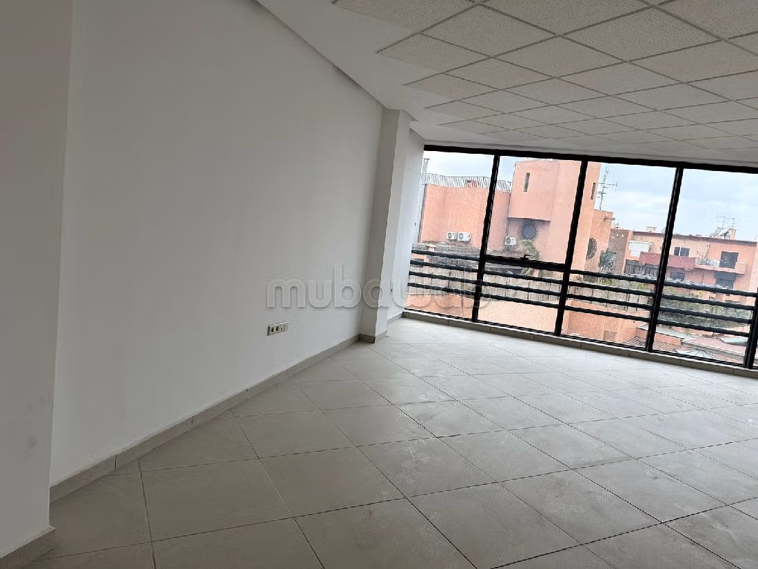 Plateau bureau haut standing a louer