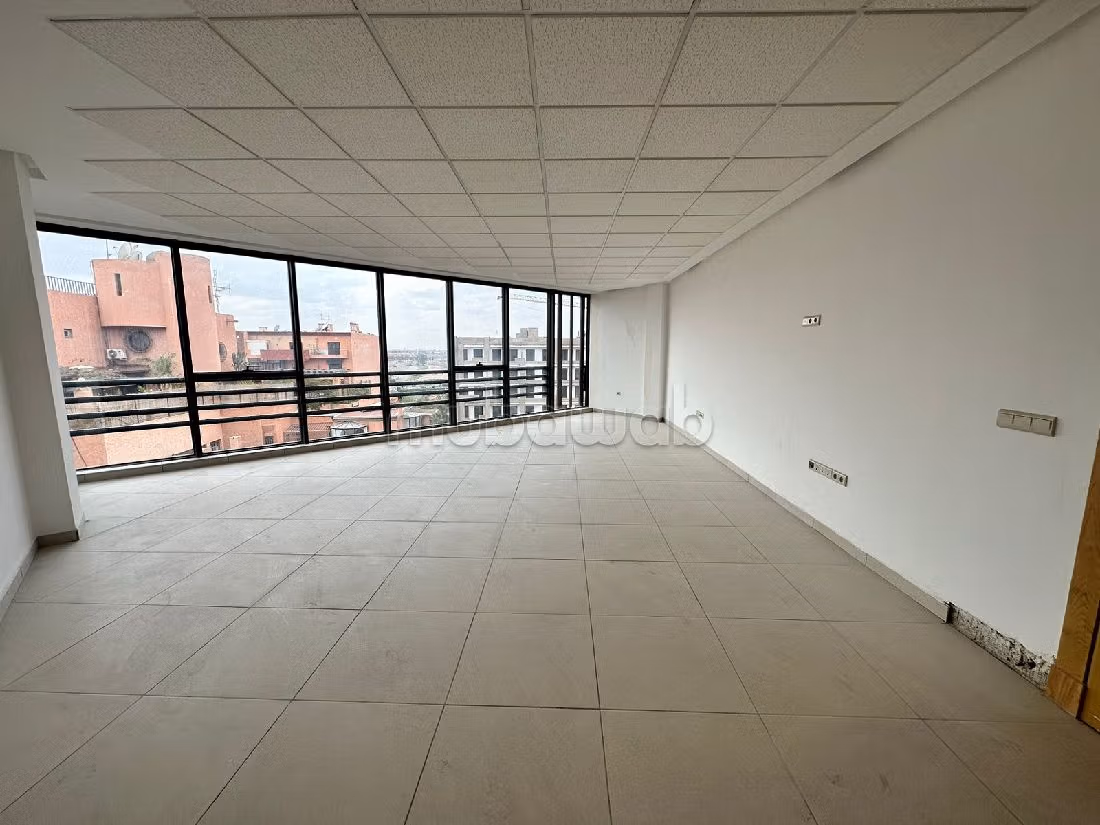 Plateau bureau haut standing a louer