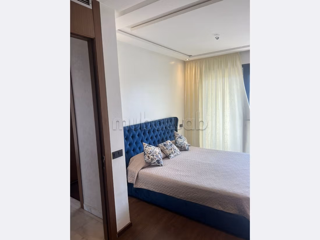 Find an apartment to buy in Ferme Bretonne Hay Arraha. 5 rooms. Well decorated