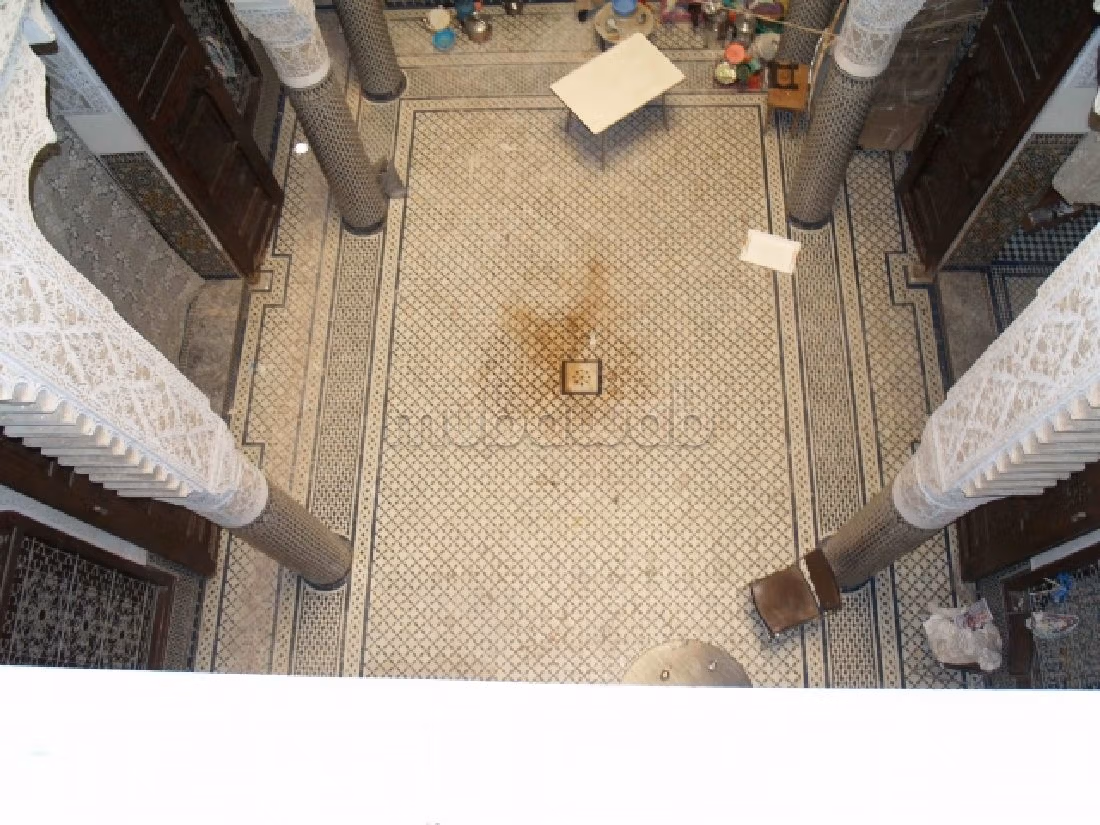 بيع منزل ب المدينة القديمة. المساحة 190 م². باب متين ، صالون مغربي.