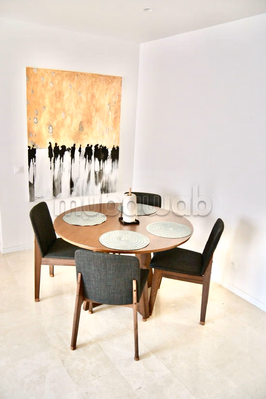 Bel appartement meublé à cfc