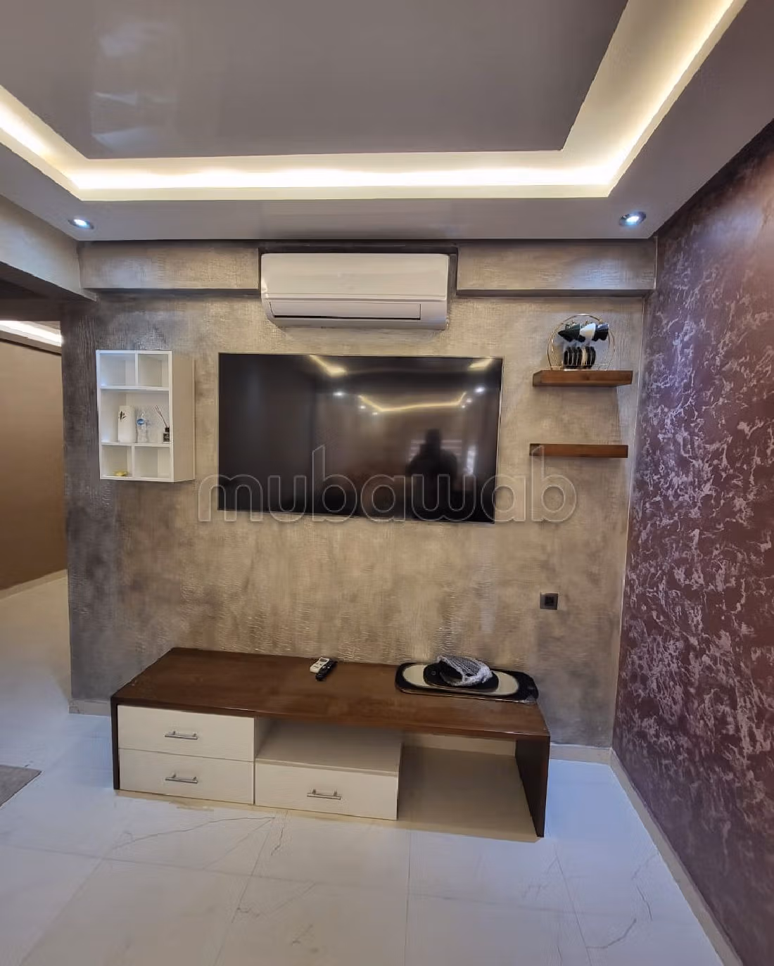 Appartamento in vendita a Izdihar. 8 locali spaziosi. 