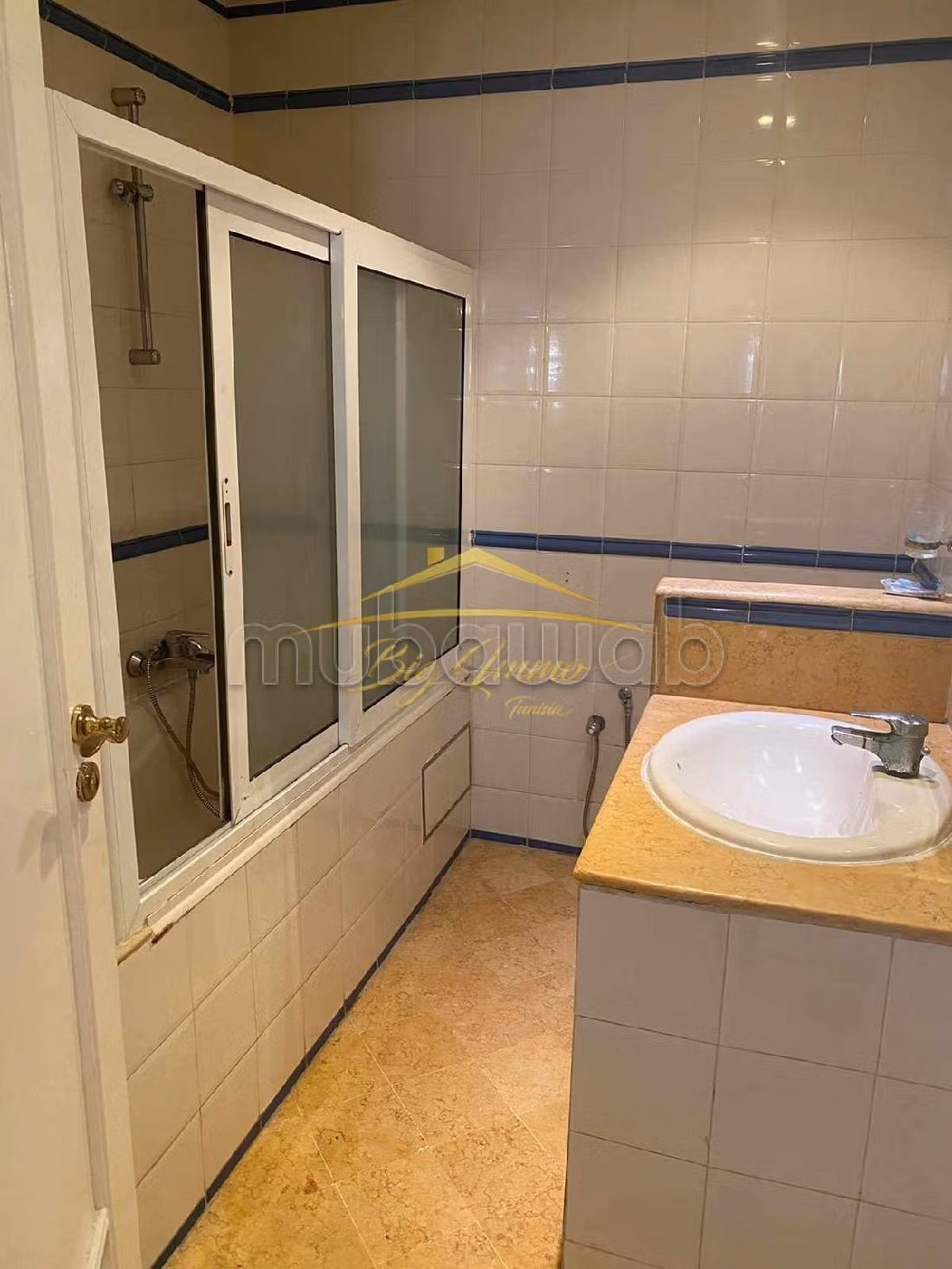 Appartement à louer à khzema_Est