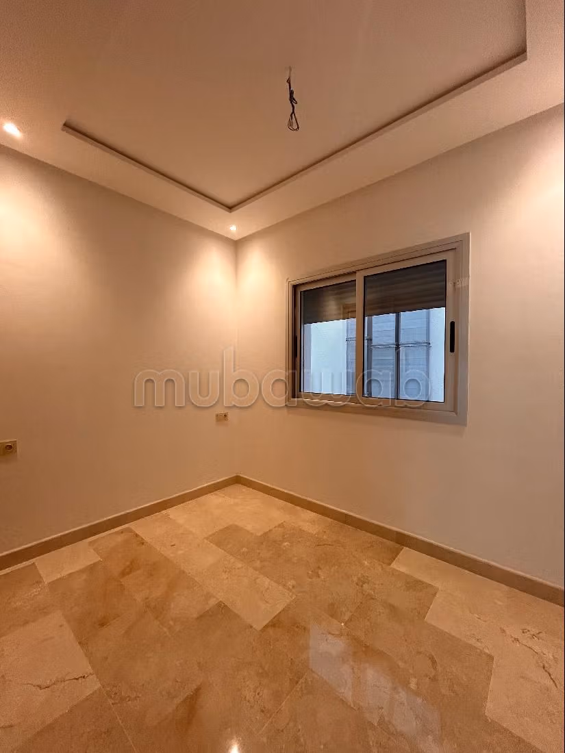 Bel appartement en location à Iberie. Superficie 120 m² et résidence sécurisée