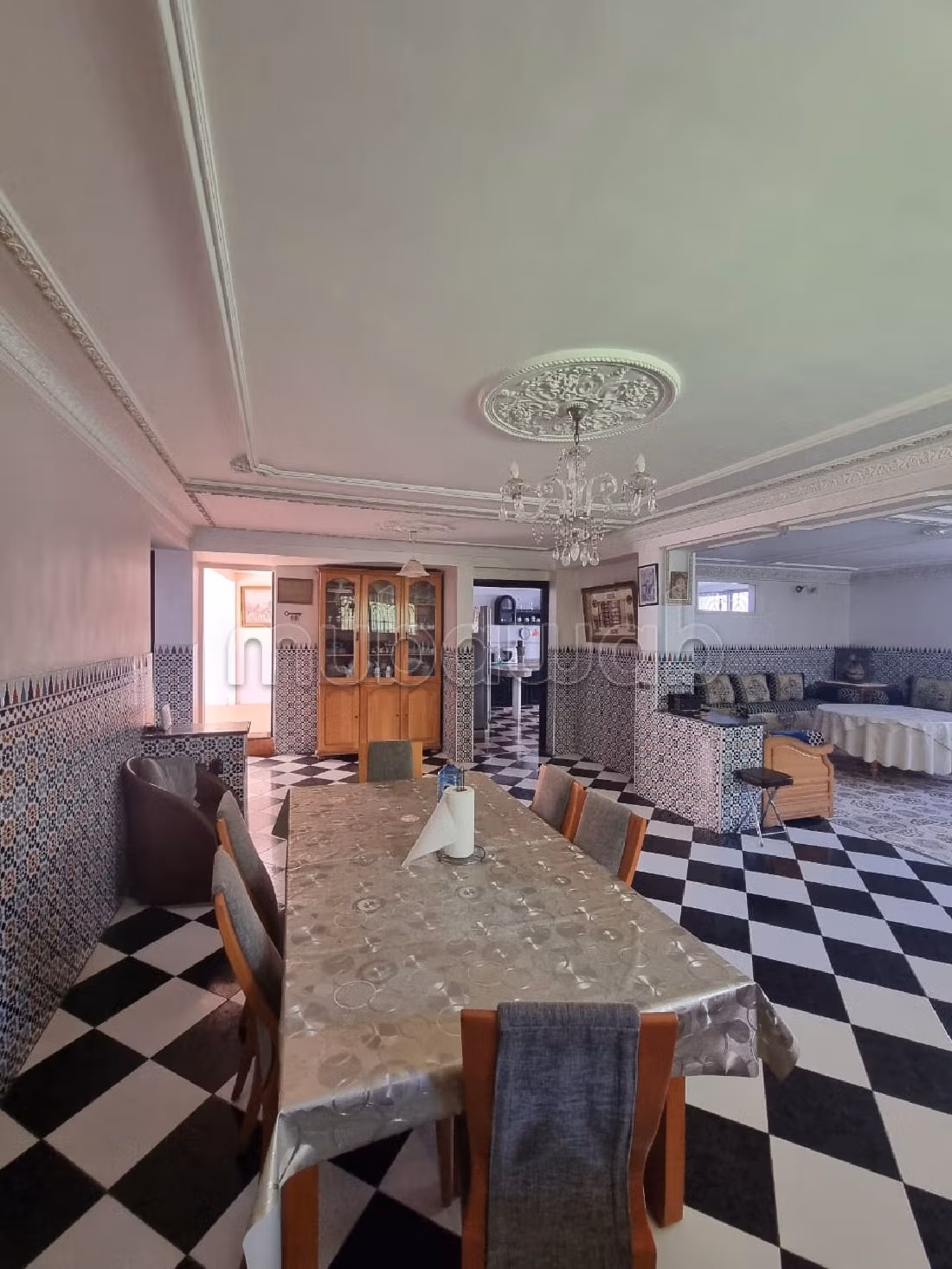 Villa à Vendre de 377m2 Hay Assil