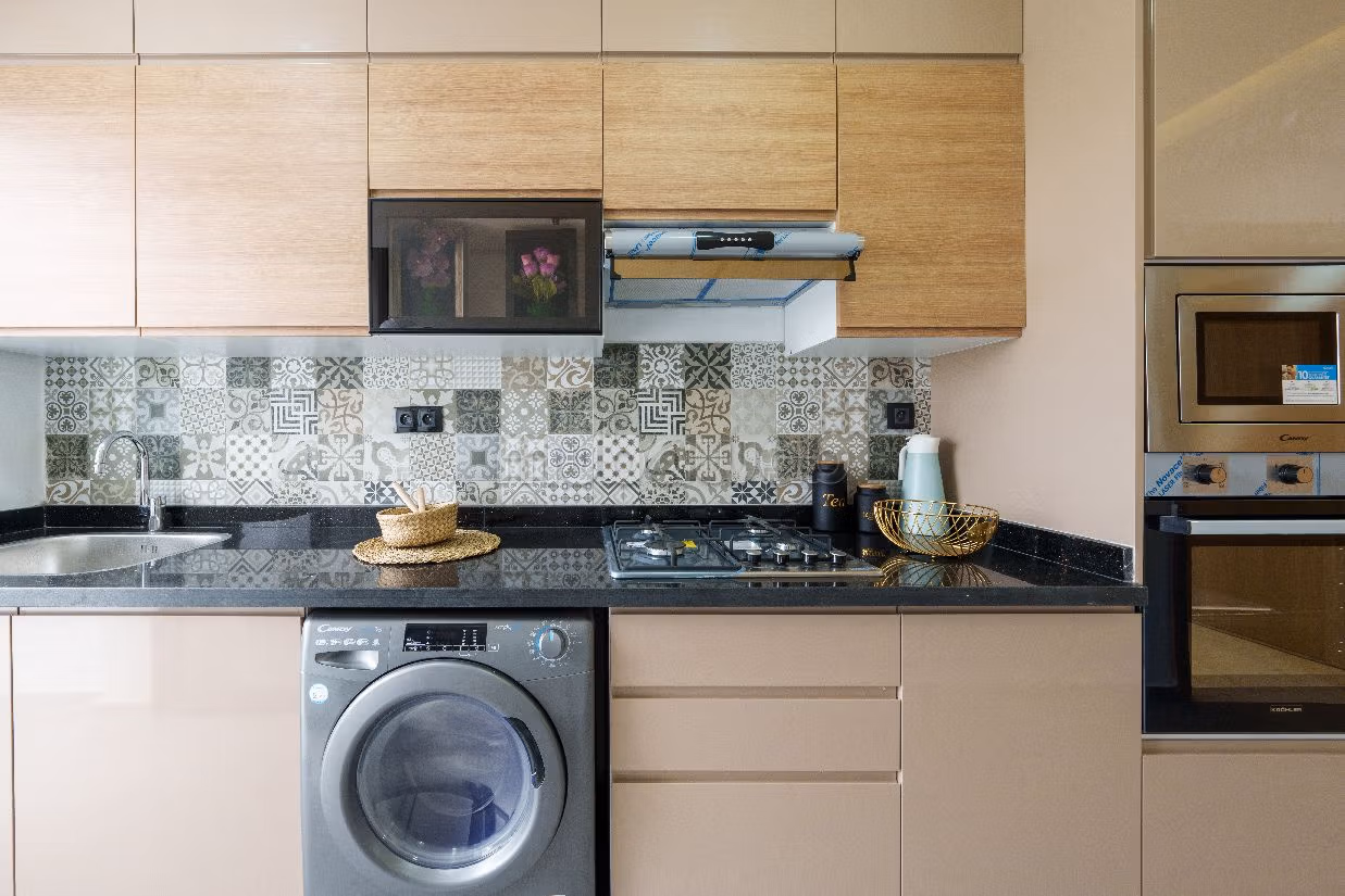 Find an apartment to buy. Large area 79 m². 