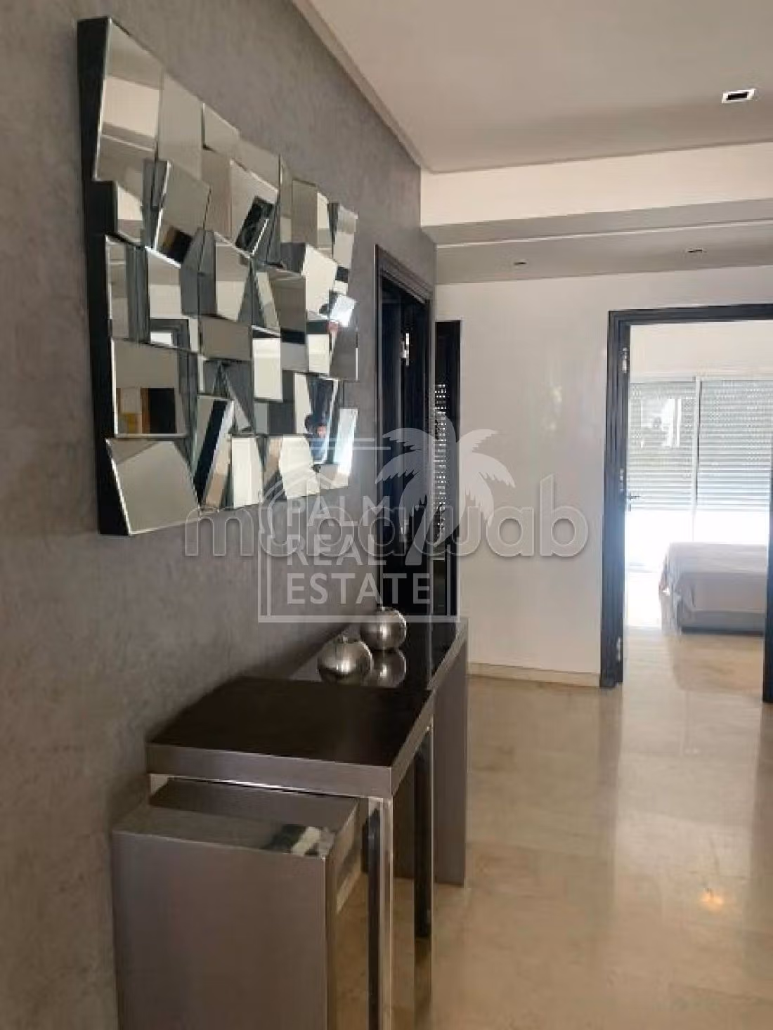 Apartment for sale in Racine. Dimension 149 m². Carpark and terrace