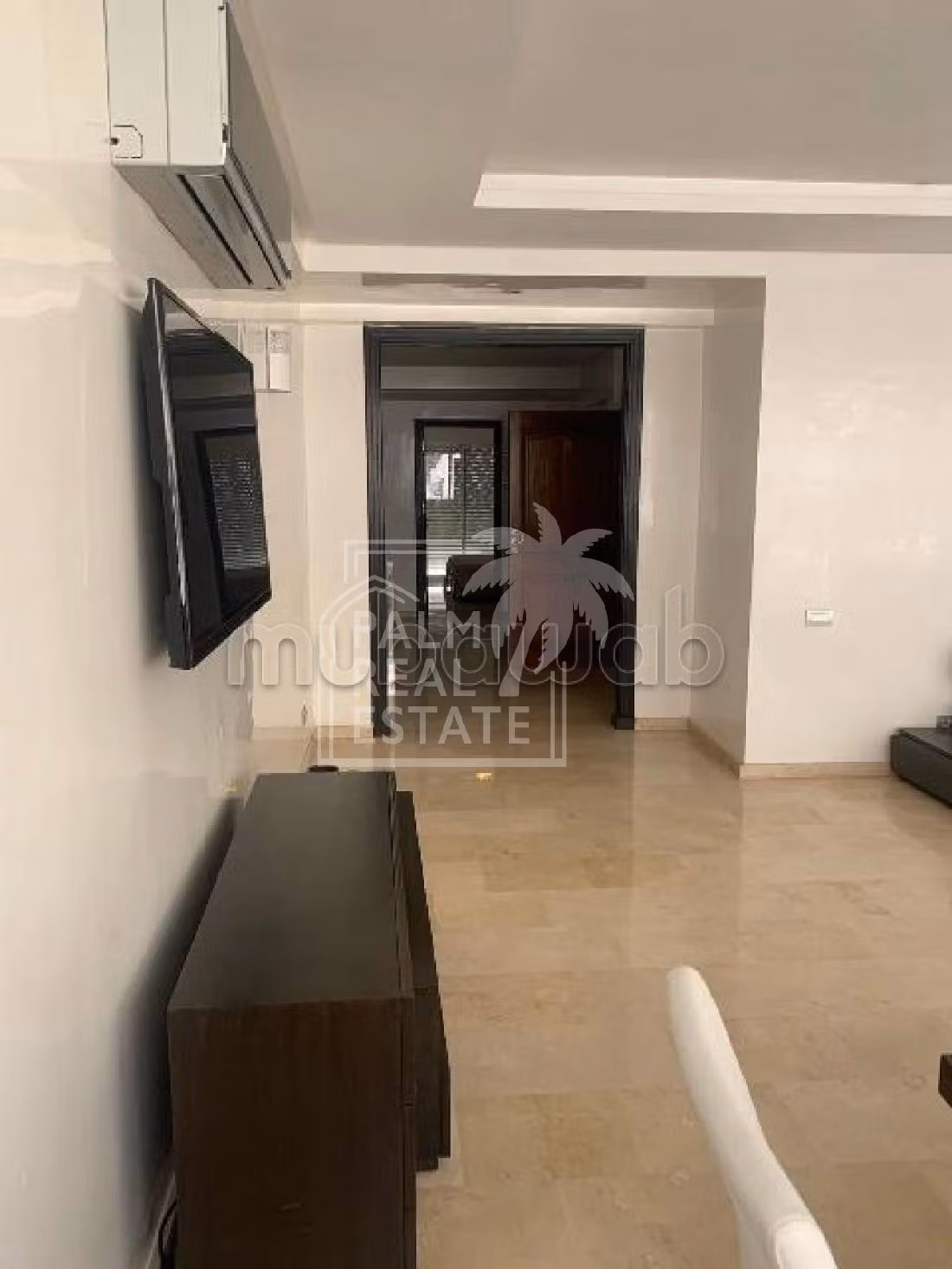 Apartment for sale in Racine. Dimension 149 m². Carpark and terrace