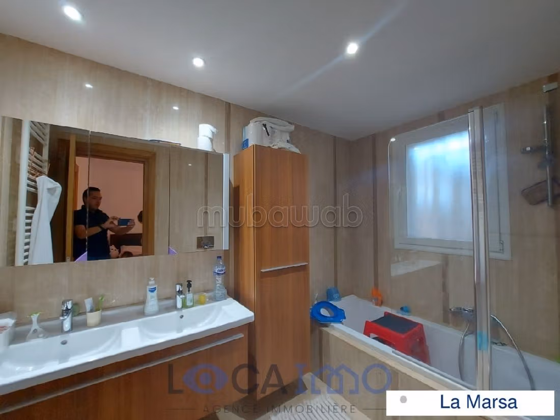 Affitta il tuo appartamento a La Marsa. 4 camere. Garage e terrazzo. 