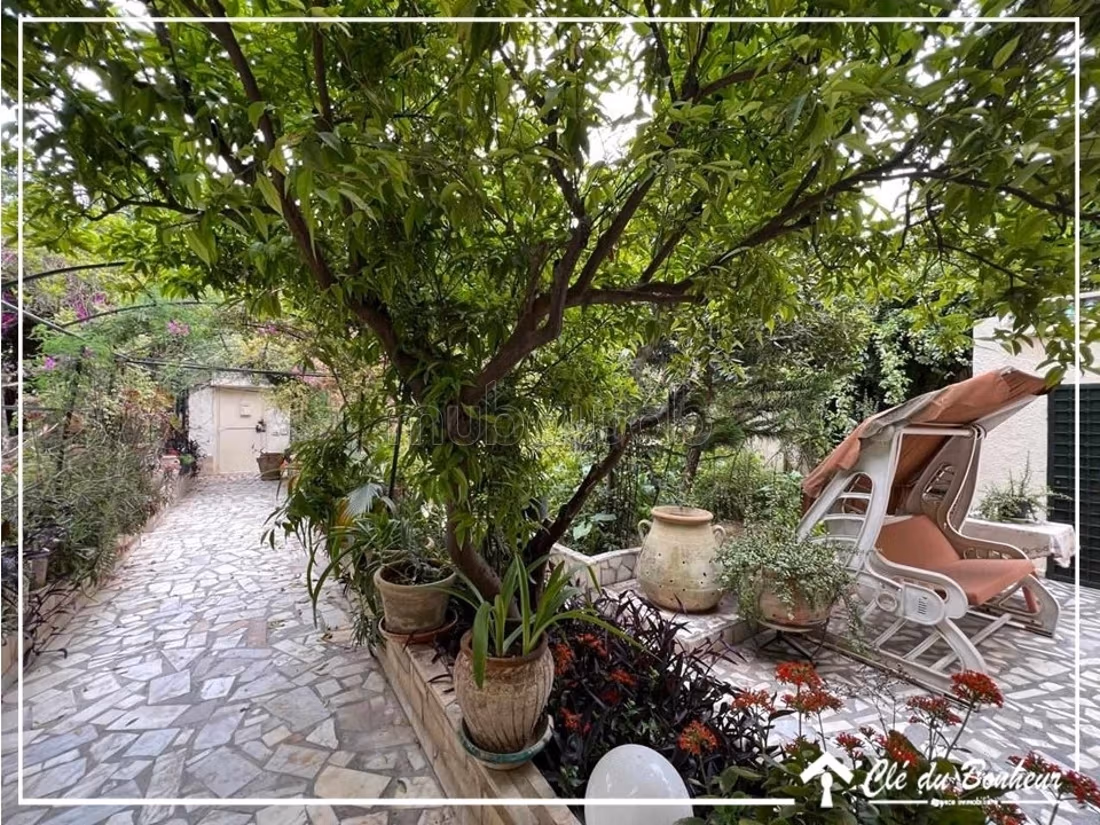 Une belle villa à France ville