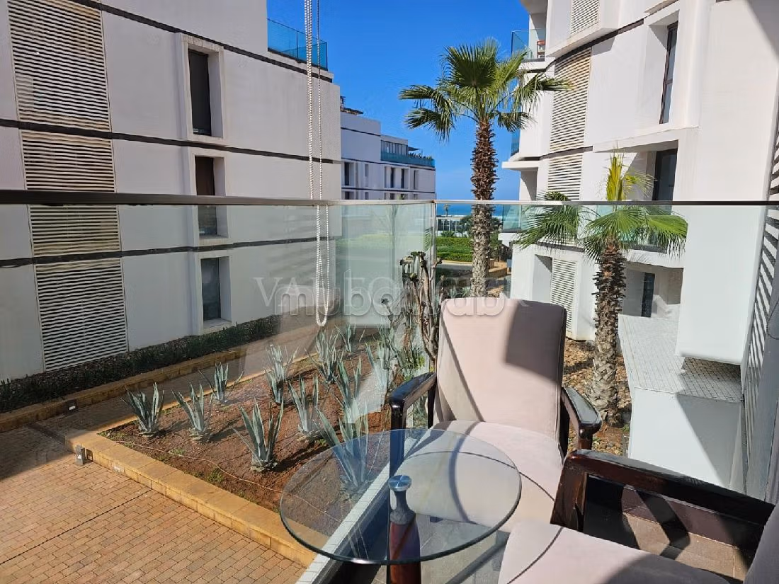 Location magnifique appartement meublé moderne avec balcon et vue mer à Anfa Place