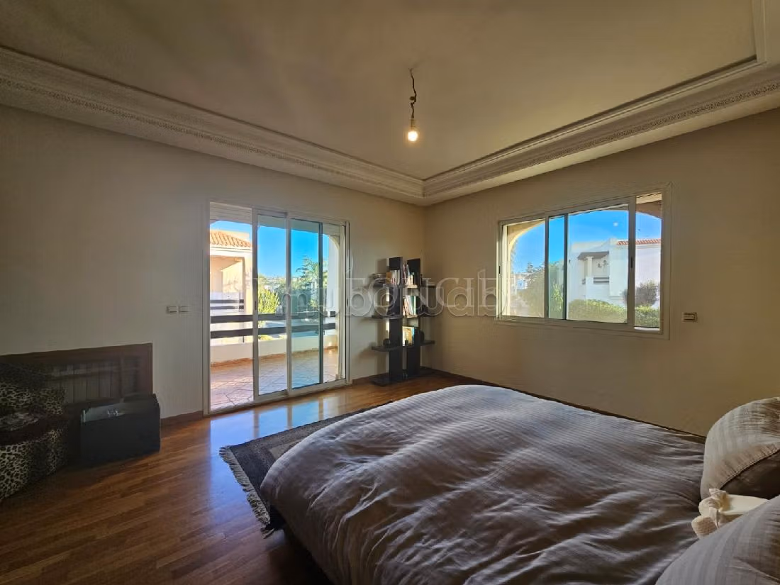 Vente villa 395m2 dans une Résidence fermée à Ain Diab, Casablanca