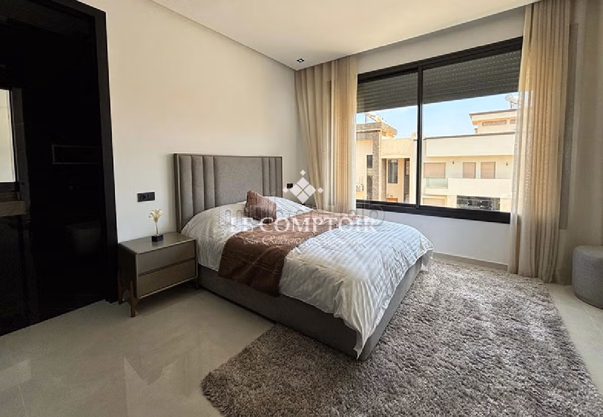 Nu te huur: villa's en luxe woningen in Route de Tahanaout. 5 Ruimtes. Volledig gemeubileerd. 