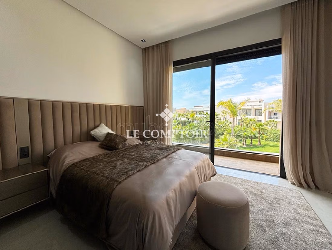 Nu te huur: villa's en luxe woningen in Route de Tahanaout. 5 Ruimtes. Volledig gemeubileerd. 