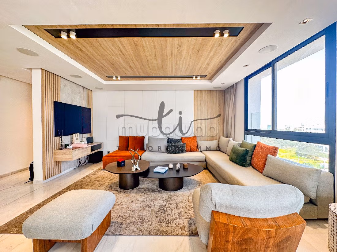 Piso en alquiler en Casablanca Finance City. 3 bonitas habitaciones. Armarios.