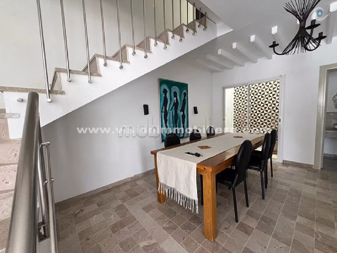 Magnifica villa in vendita a Hammamet Sud. 6 camere da letto. ammobiliato. 