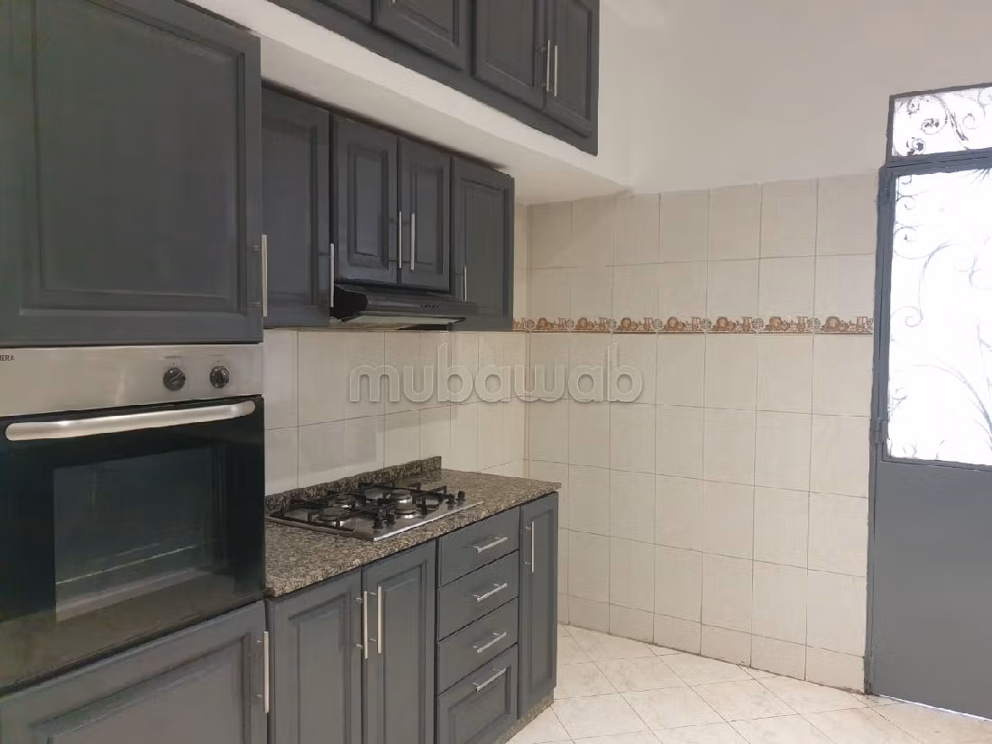 فيلا رائعة للبيع -بحي السلام -السيال. 6 قطع رائعة. حديقة وشرفة.