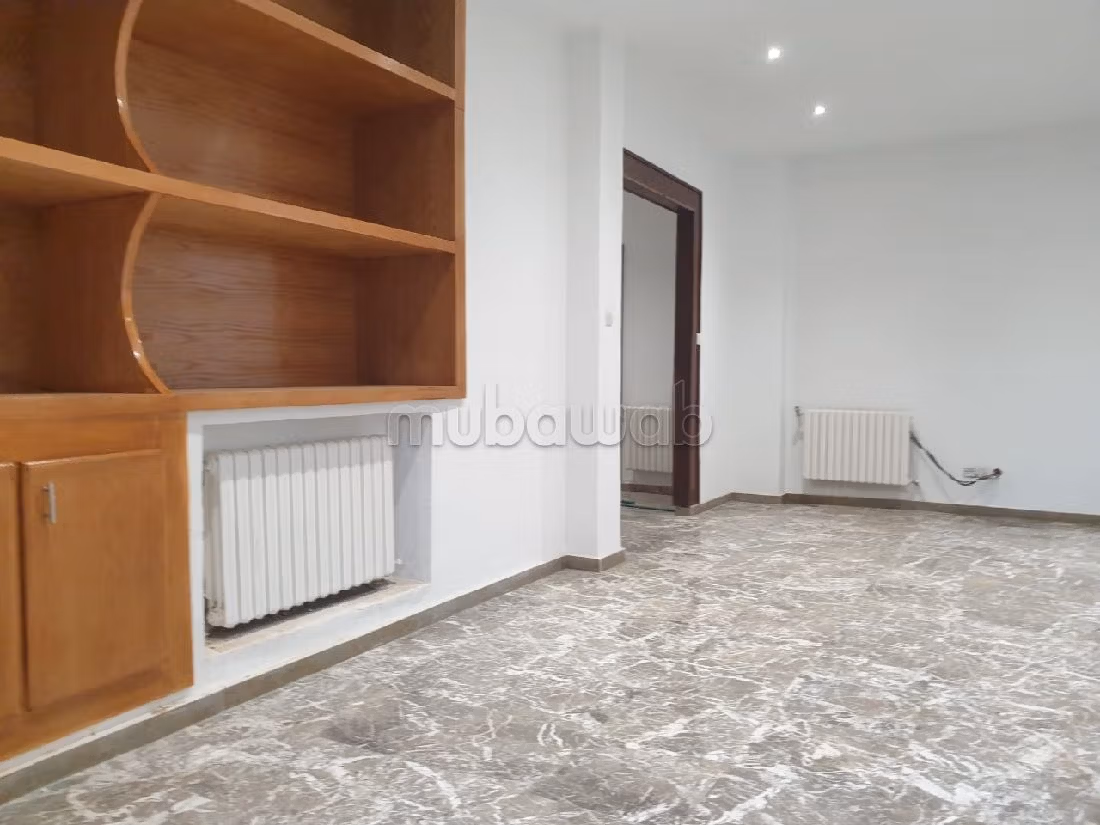 فيلا رائعة للبيع -بحي السلام -السيال. 6 قطع رائعة. حديقة وشرفة.