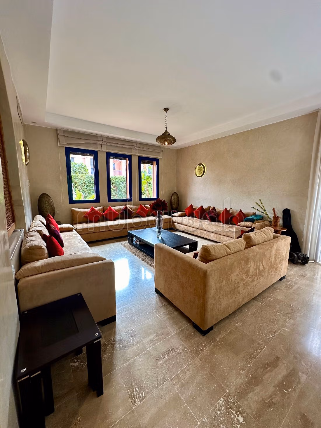 Bellissima casa in vendita a Amerchich. 2 ampi locali. ammobiliato.