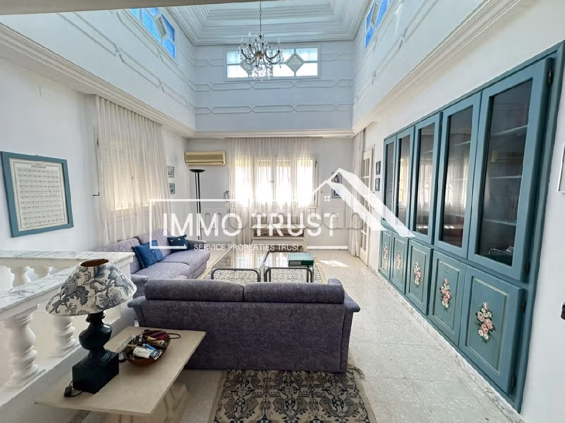 Eccezionale residenza di lusso in vendita a La Marsa. 5 locali spaziosi. Giardino, terrazzo. 