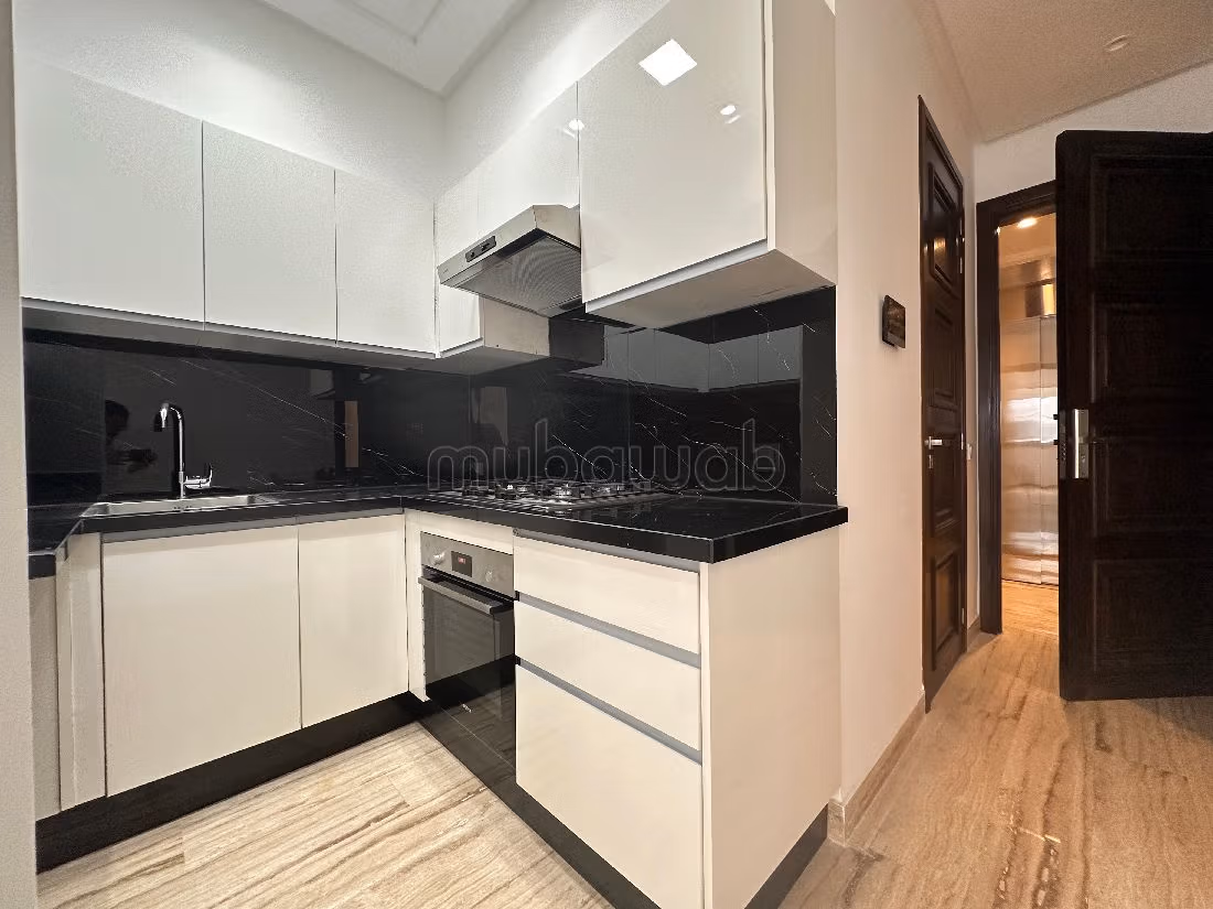 Affitta il tuo appartamento a Maârif Extension. 2 camere. Aria condizionata. 